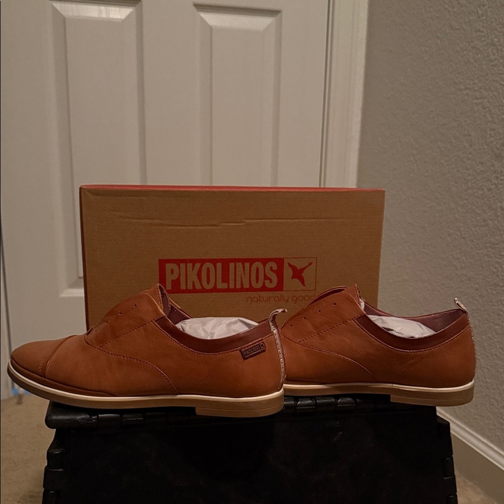 PIKOLINOS Tan/Brown Leather Casual Slip-On Loafers